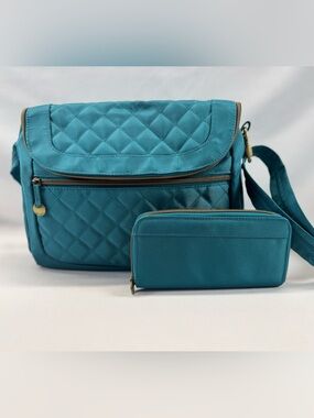 Travelon Quilted Teal Anti-Theft RFID blocking Crossbody with Matching Wallet